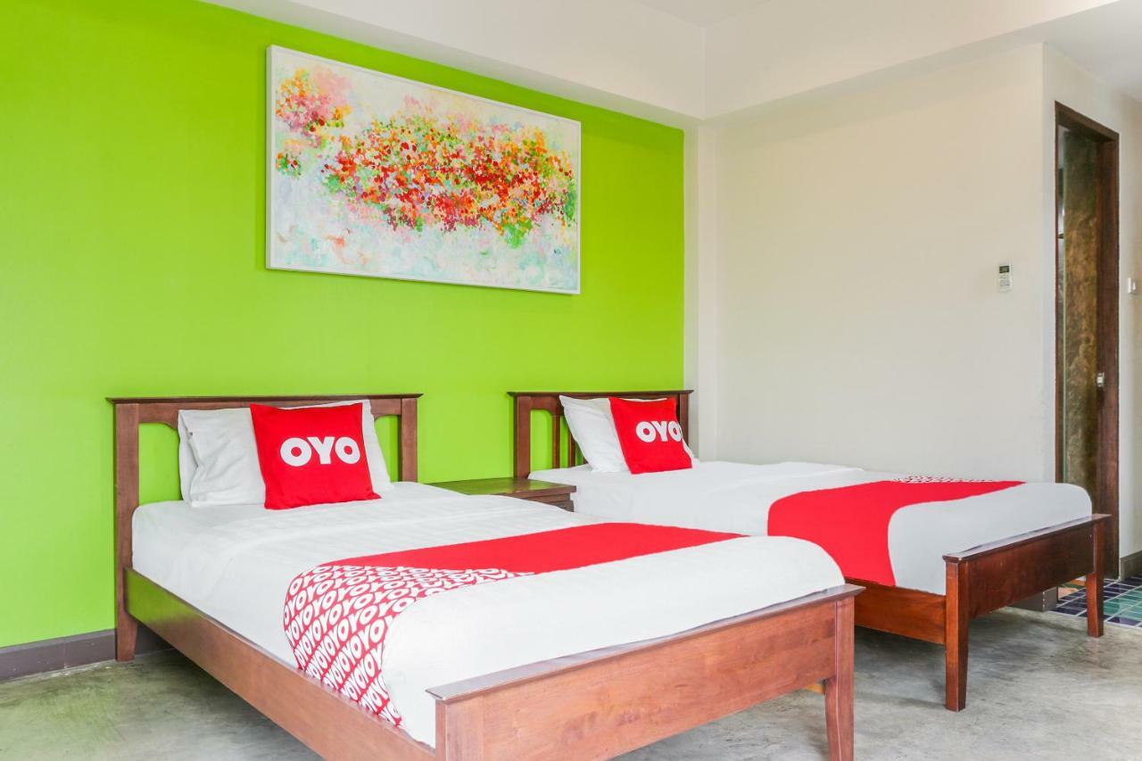 Oyo 233 Sunshine House Hotel Chiang Mai Exterior photo