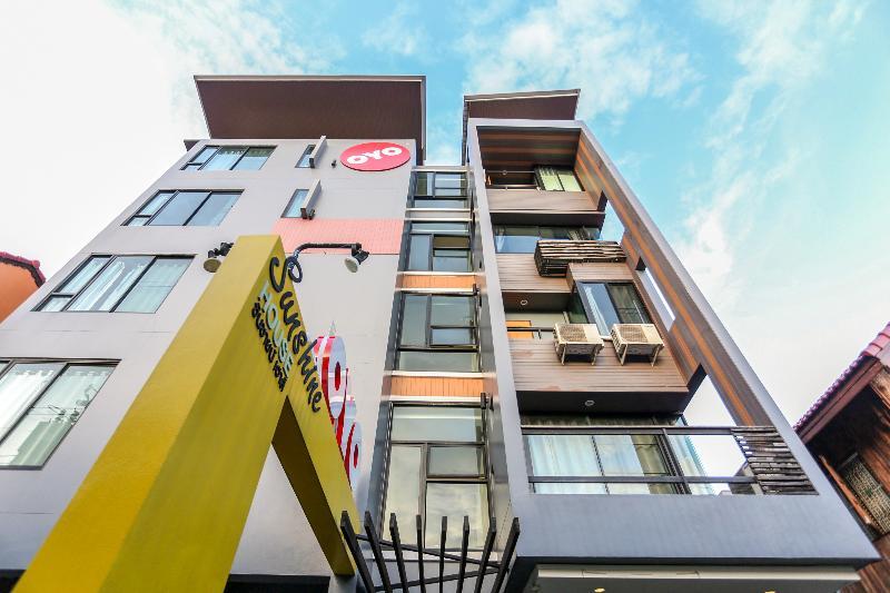 Oyo 233 Sunshine House Hotel Chiang Mai Exterior photo